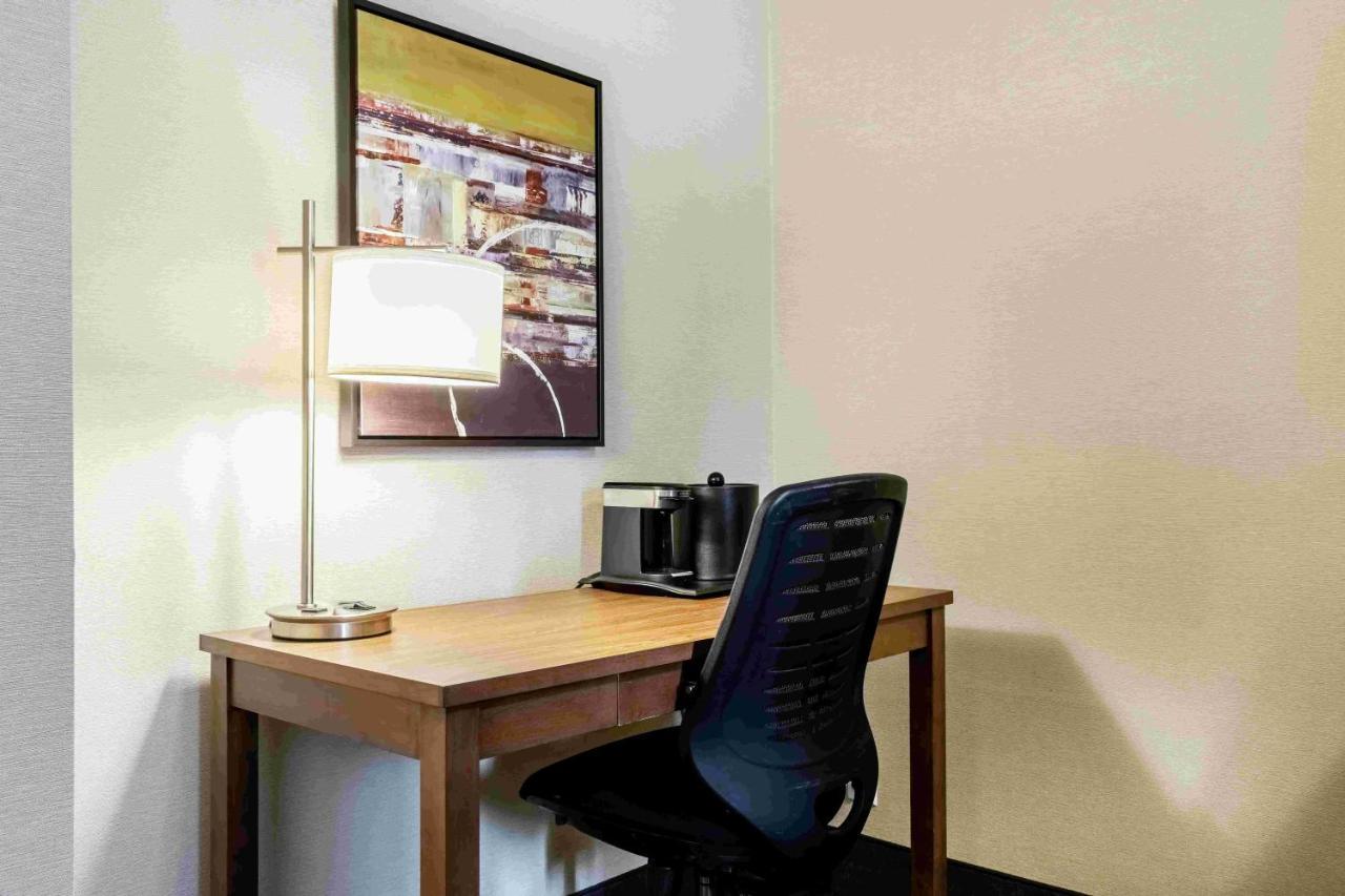 Best Western Ville-Marie Hotel & Suites Montréal Kültér fotó